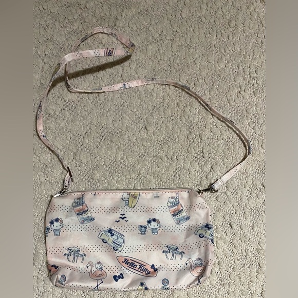 Jujube And Hello Kitty Crossbody - Picture 3 of 5